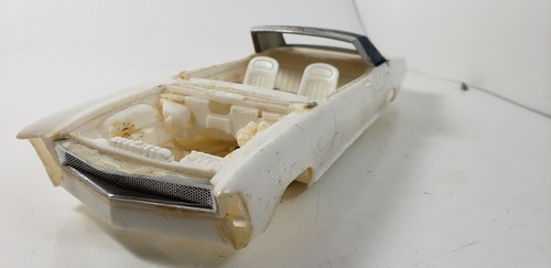 AMT 1/25 Buick Riviera 1965 George Barris Custom  parts