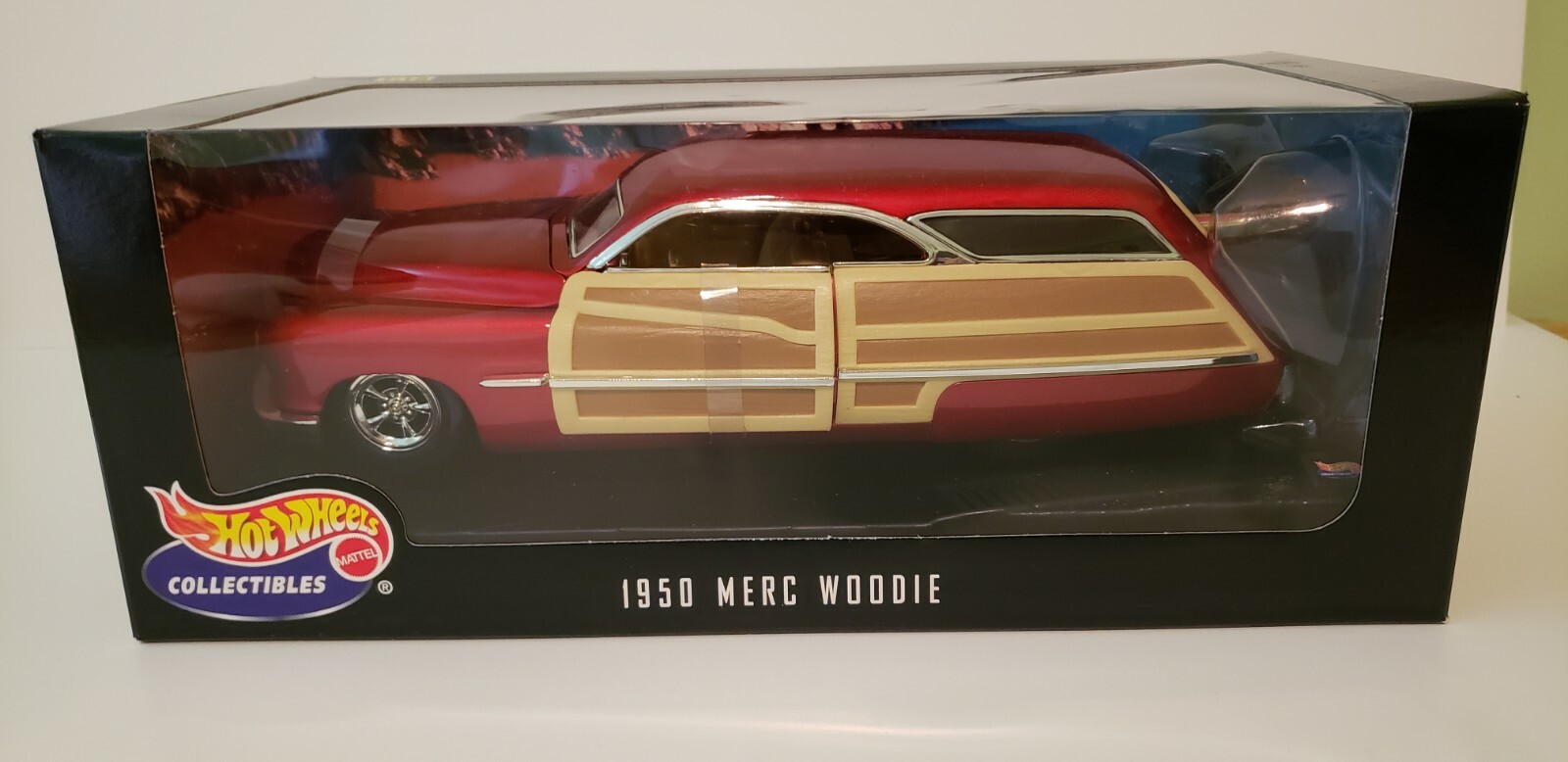 1950 MERCURY WOODIE - Hot Wheels 1:18 Scale Diecast - New In