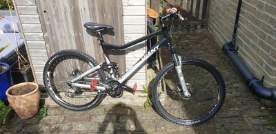 Giant Yukon FX mens full suspension mountain bike large
