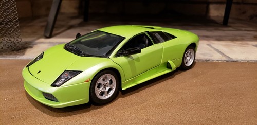 ミニカー 1/18 Maisto Lanborghini Murcielago jada Lamborghini Murcielago LP 640 Yellow Metallic and Matt Black