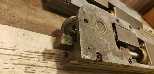 2 KAWNEER HUSKY REPLACEMENT  CONCEALED DOOR CLOSER