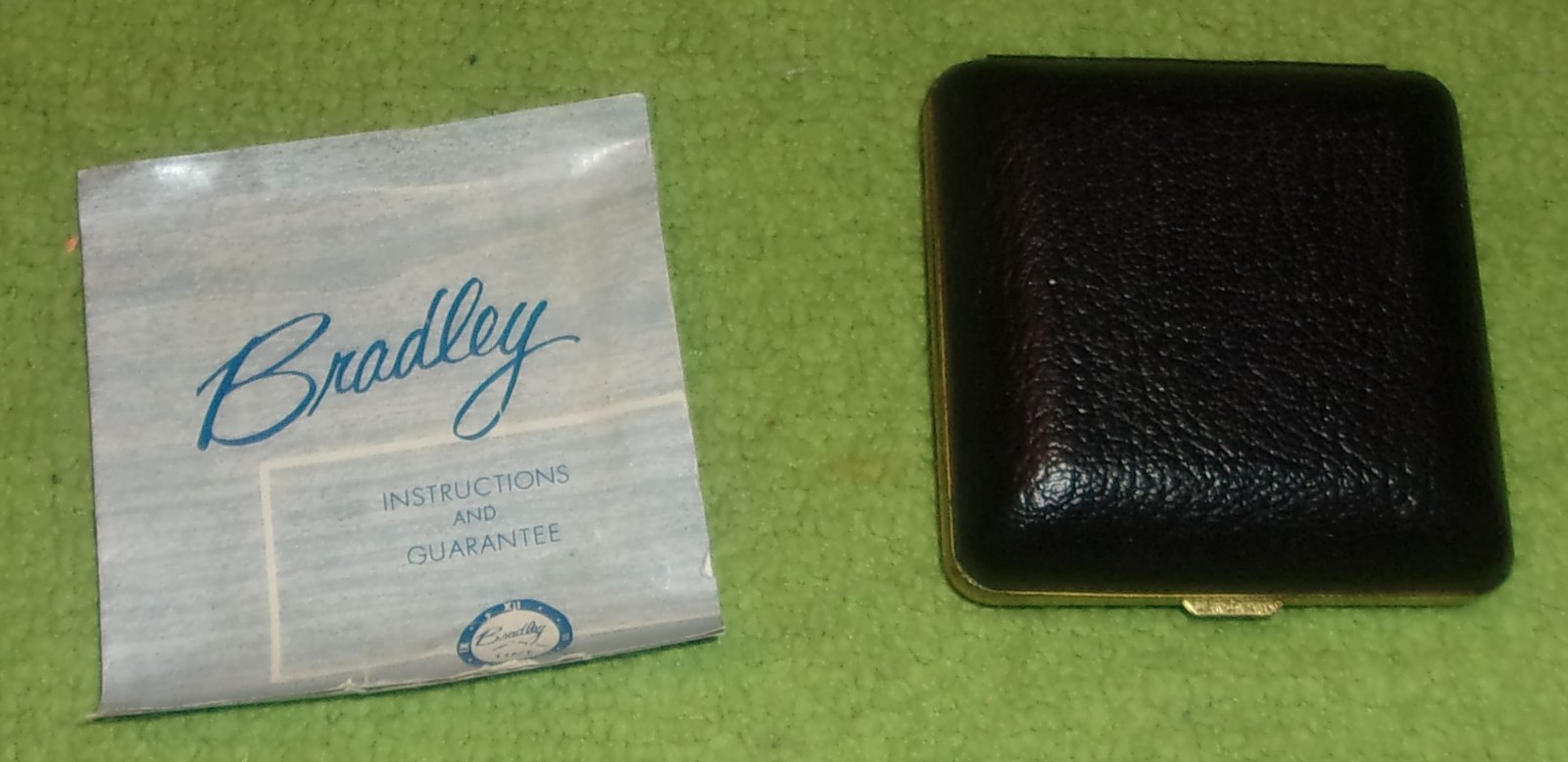 Antique Bradley Alarm Clock NO 4995 in box & instructions very nice decor works