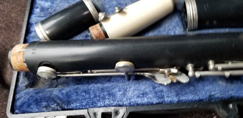 Clarinet Artley student  hard plastic case , Student Artley, need work US made