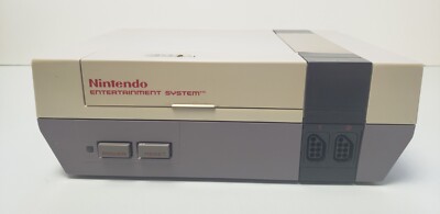 Nintendo NES Entertainment System NES-001 Vintage For Parts