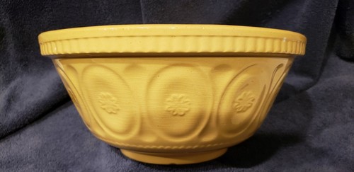 Vintage Mason Cash & Co.? 10 Inch Bowl Yellow/Tan and White