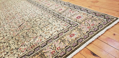 Beautiful Antique 1940-1950's Muted Dye, Wool Pile Legendary Kayseri Rug 7x10ft