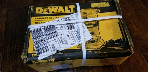 NEW DEWALT DWP611 1-1/4 HP Variable Speed Premium Compact Router with LED DWP611