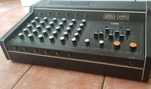 Yamaha EM-150, 6 Channel Mixer, Power Amp, with Spring Yamaha EM-150, 6 Channel Mixer, Power Amp, with Spring