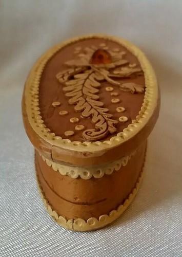 Handcrafted Russian Birch Bark Amber & Flower Decorated Jewelry and Trinket Box