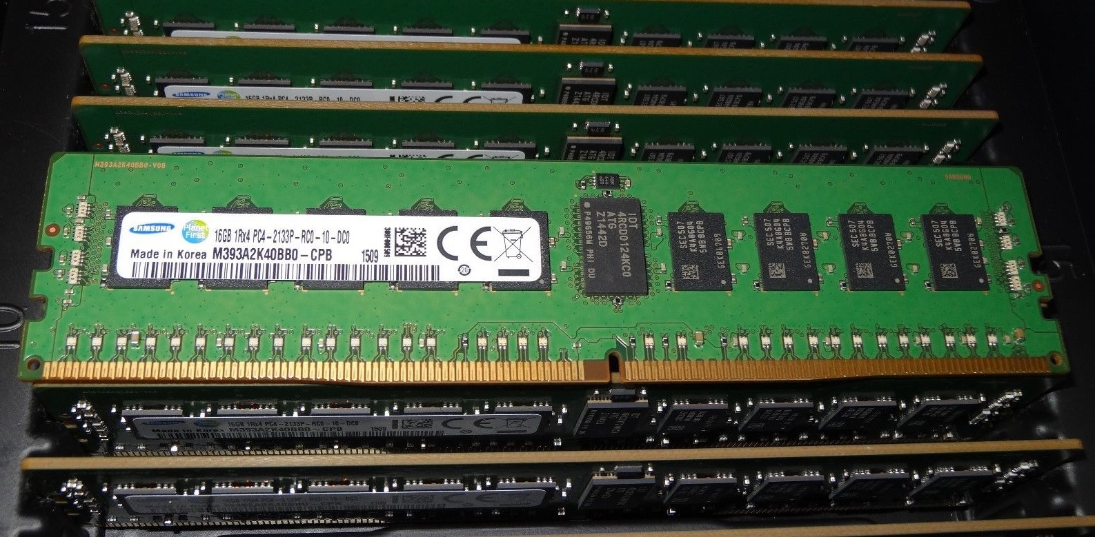 Ddr3 серверная чем отличается. Ddr4 reg ecc/16 gb. ddr4 ecc reg 16gb 2400. 16 gb ddr4 ram. серверная оперативная память ddr3.