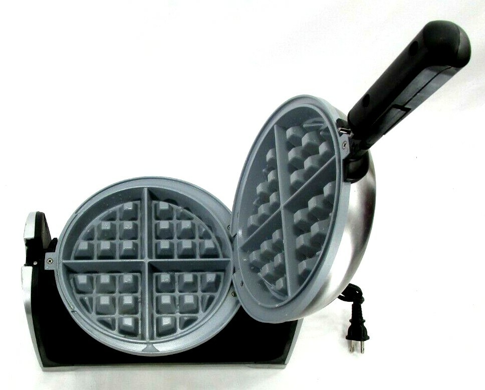 Oster Silver Belgian Waffle Maker Model CKSTWFBF22-ECO