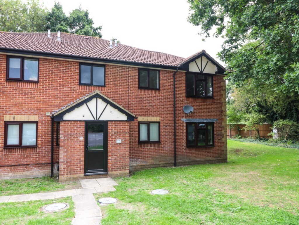 Studio apartment to rent within Hedge End in Hedge End, Hampshire