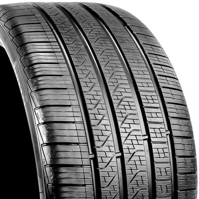 Pirelli 2010 Calendar by Terry Richardson - nitrolicious.com