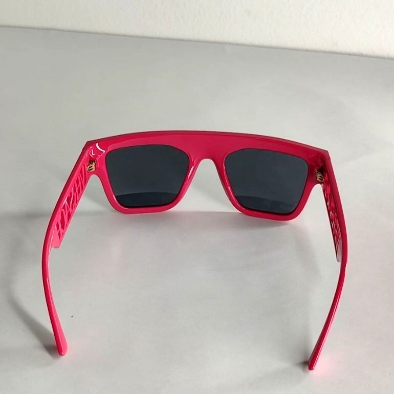 Pre-owned Versace Ve4430 536787 Fuschia Pink Rectangulat Logo Spell Out Unisex In Gray