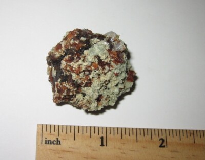 1.25'' RARE! SKARN MIX GARNET, DIOPSIDE, CALCITE CRYSTAL VERMONT, USA ~ 38.4g *A1
