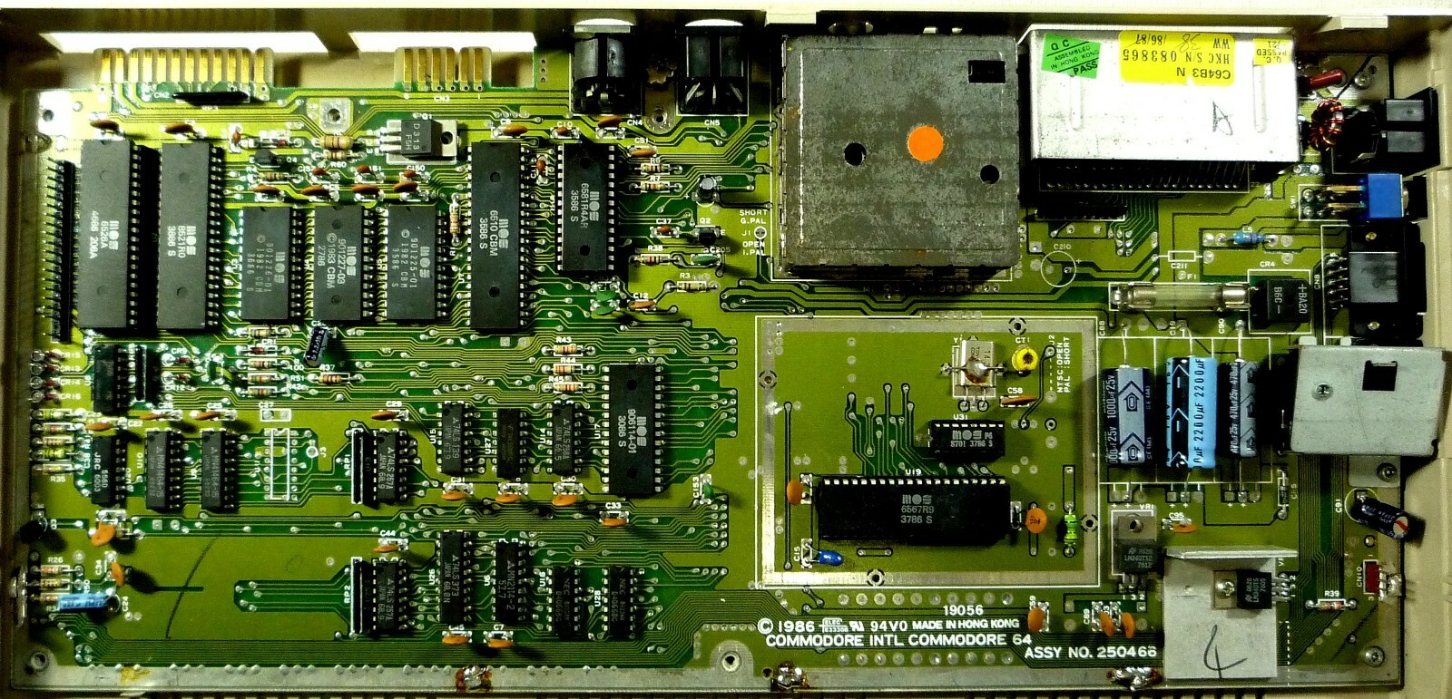 レディコミ16冊 Commodore 64 Recap kit ASSY 250466 - kit condensatori