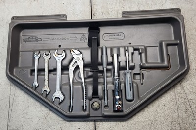 1990 BMW 535i E34 Emergency Took Kit Set Heyco OEM