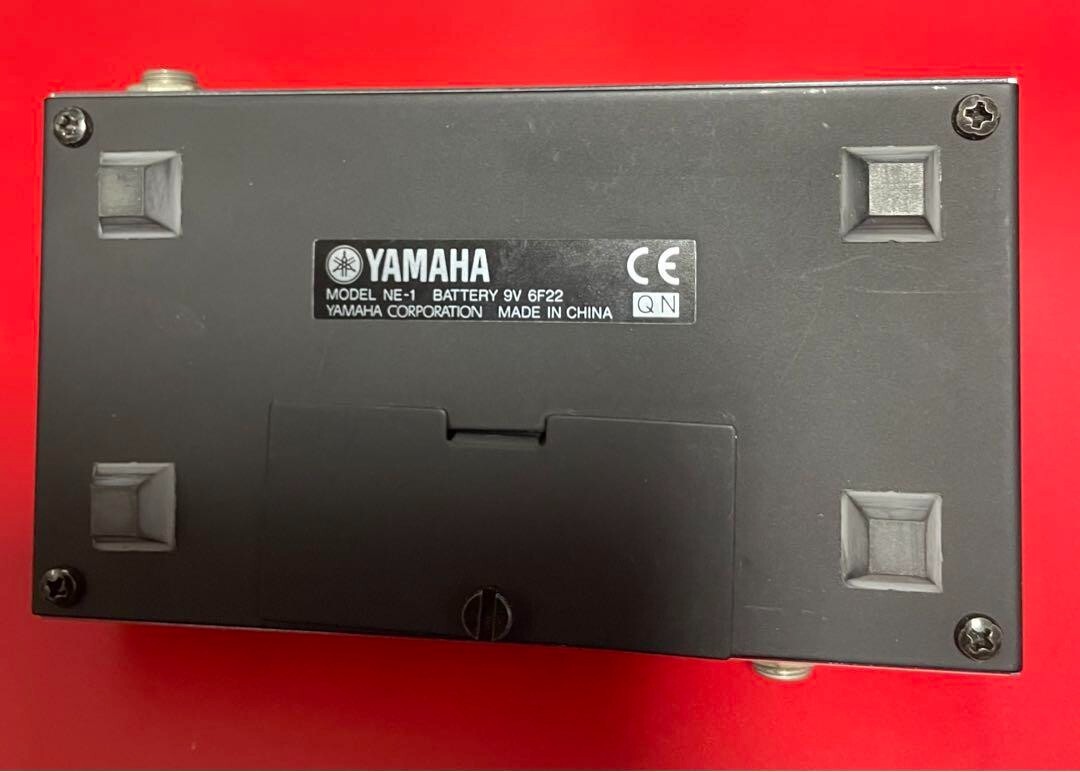 YAMAHA NE-1 Nathan East Parametric Equalizer Magic Box Bass