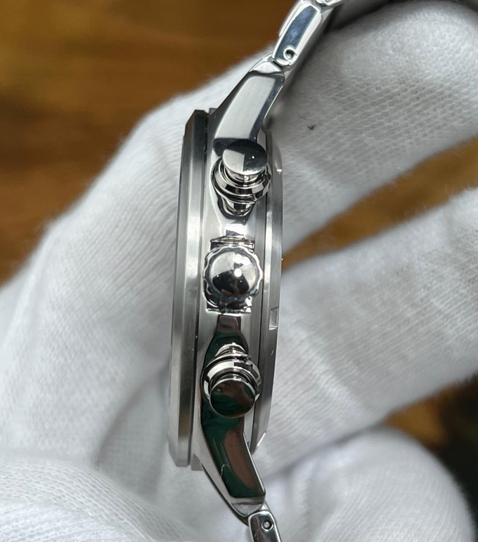 Pre-owned Citizen Super Titanium Sapphire Crystal Chronograph Black Dial Watch At2470-85e