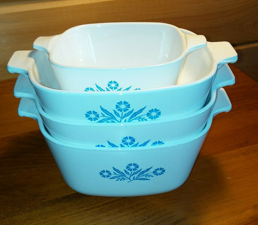 4pc Corning Ware  blue cornflower casserole baking dishes 1 1/2 1 3/4,1qt,22oz