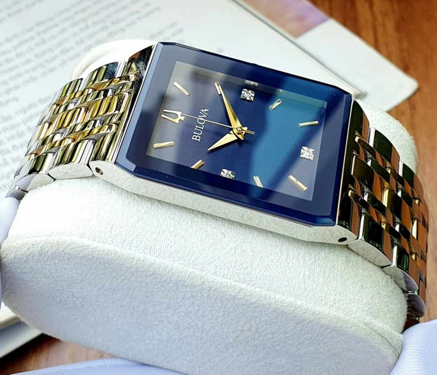 Pre-owned Bulova Quadra Dual Tone Blue Dial Men's Watch 98d154