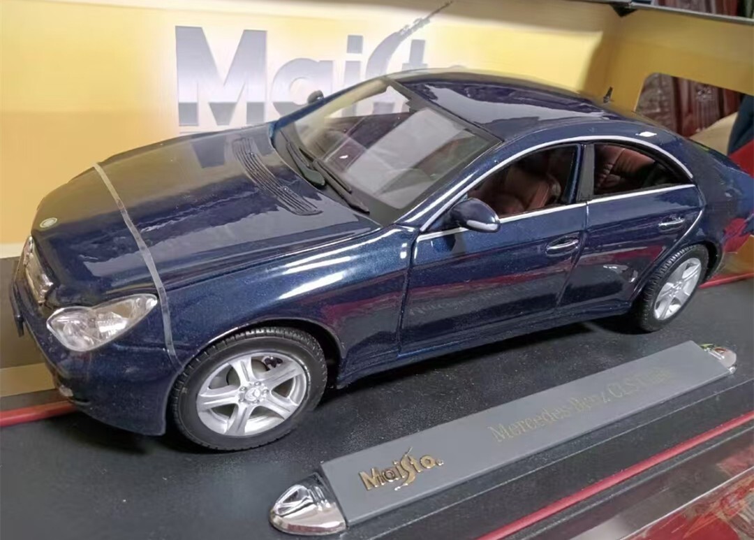 マイスト 1/18 メルセデスベンツ CLS w219 1:18 Mercedes-Benz W219 CLS-Klasse - Maisto (Dealer edition