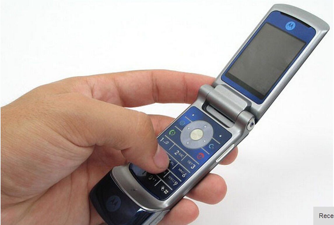 Unlocked Motorola Krzr K1 Mobile Phone Bluetooth Original 2MP GSM