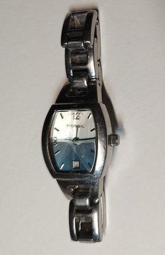 Fossil Watch Women Blue/White Date Dial ES-1570 Silver Flaws