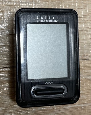 CatEye Padrone Digital Wireless Bluetooth Cycling Computer - CC-VT220W- Black