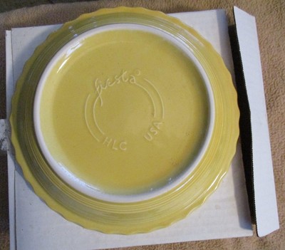 FIESTA DEEP DISH PIE PAN, F-320 Sun Flower, NEW in BOX