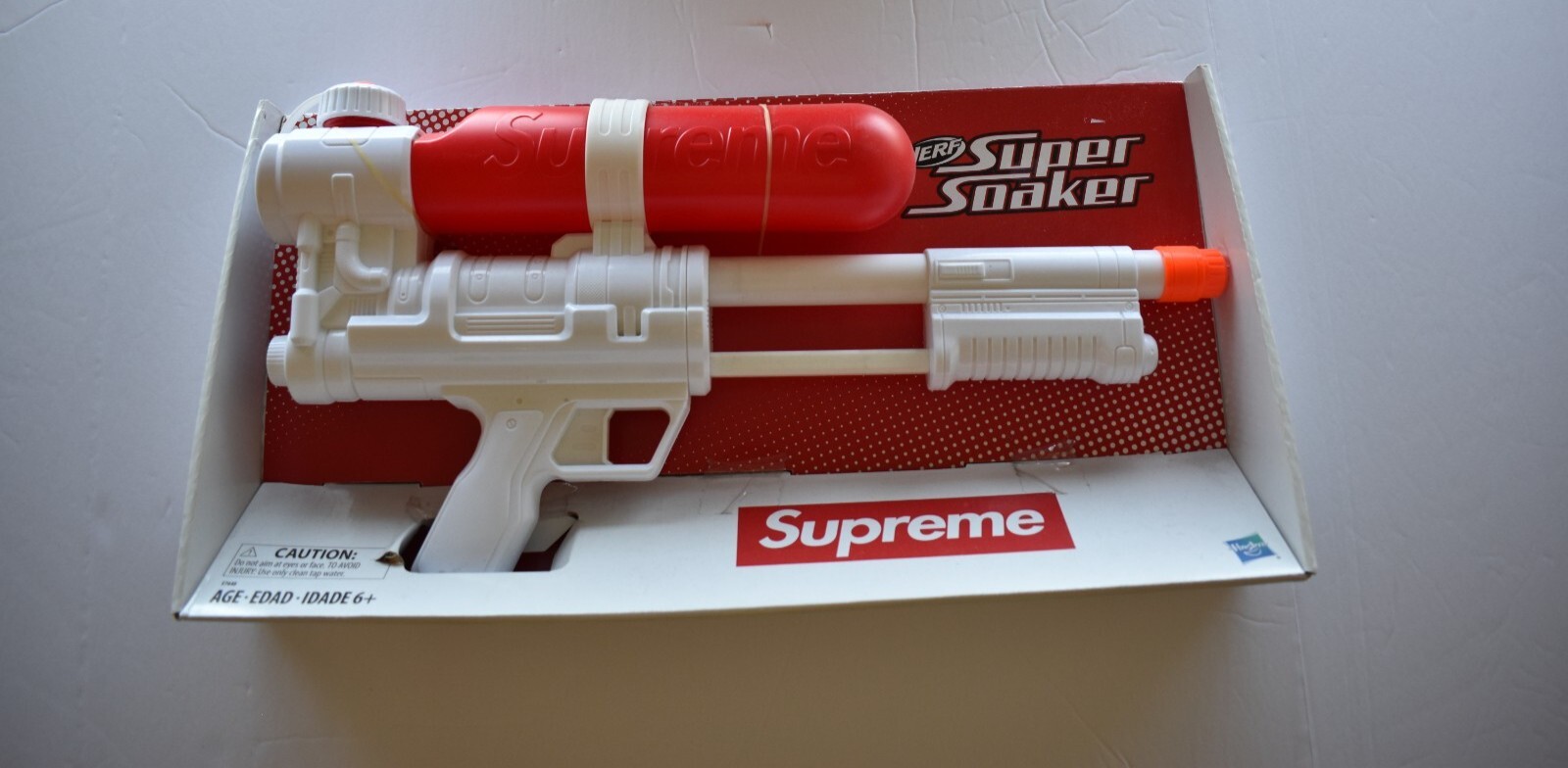 Supreme - Supreme Super Soaker 50 Water Blaster水鉄砲 Supreme Super Soaker 50 Water Blaster White – Music City Vintage