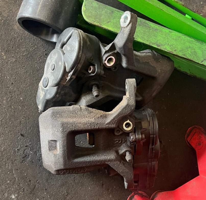 Lexus NX300h Brake Caliper Both Rear, Right & Left. O/S/R & N/S/R. Fully Tested