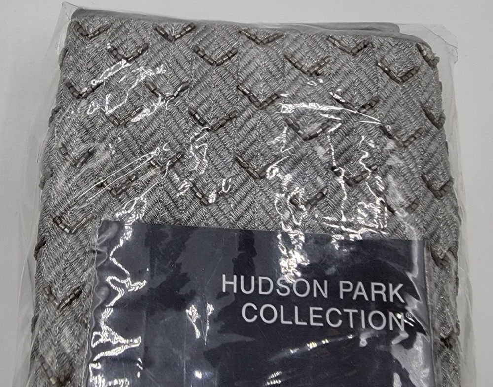 Hudson Park Collection Palmetto Cotton Silk European Pillow Sham 26x26in Silver~ - Picture 2 of 10