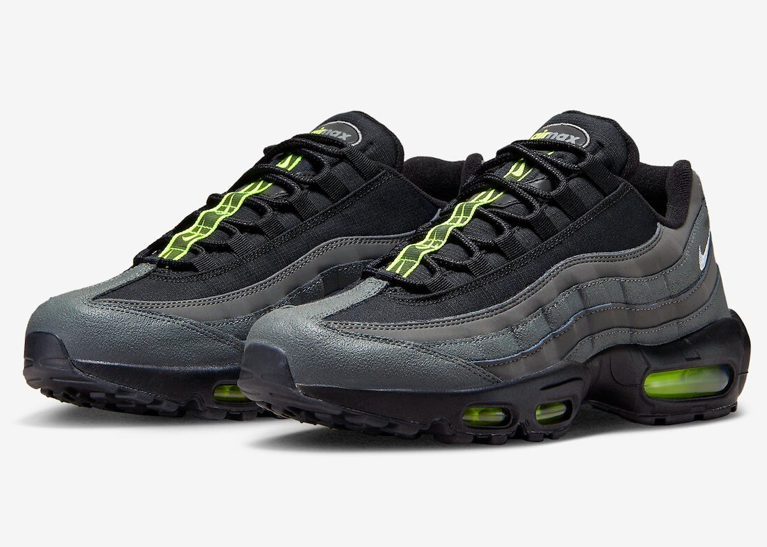 ★大人気 NIKE AIR MAX 95 \"EARTH COLOR\" W24 極美品 大人気 NIKE AIR MAX 95 SE W24｜Yahoo!フリマ（旧PayPay