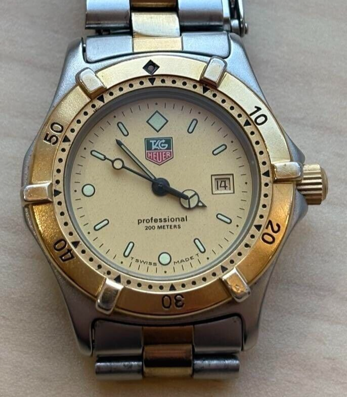 TAG HEUER タグホイヤー プロフェッショナル 2000 964.015 腕時計 TAG HEUER タグ・ホイヤー 2000シリーズ Professional