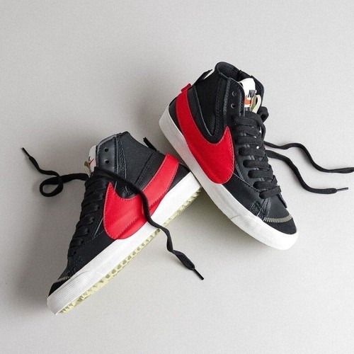 １０００枚限定！atmos ナイキ「 BLAZER MID 77」額付 ポスター Yahoo!オークション - 1000枚限定 2020年 atmos