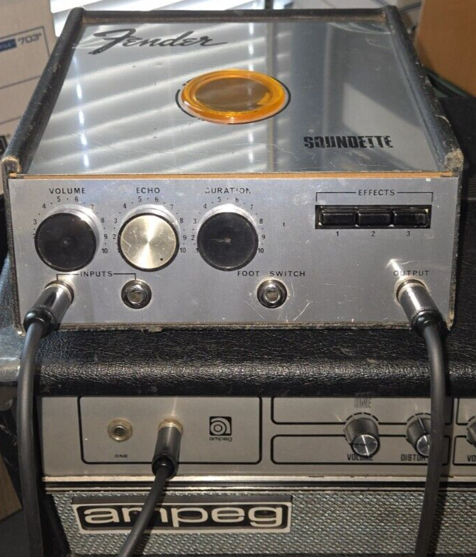 FENDER SOUNDETTE - Arbiter Soundimension - Disc Echo 60s FENDER SOUNDETTE - Arbiter Soundimension - Disc Echo 60s