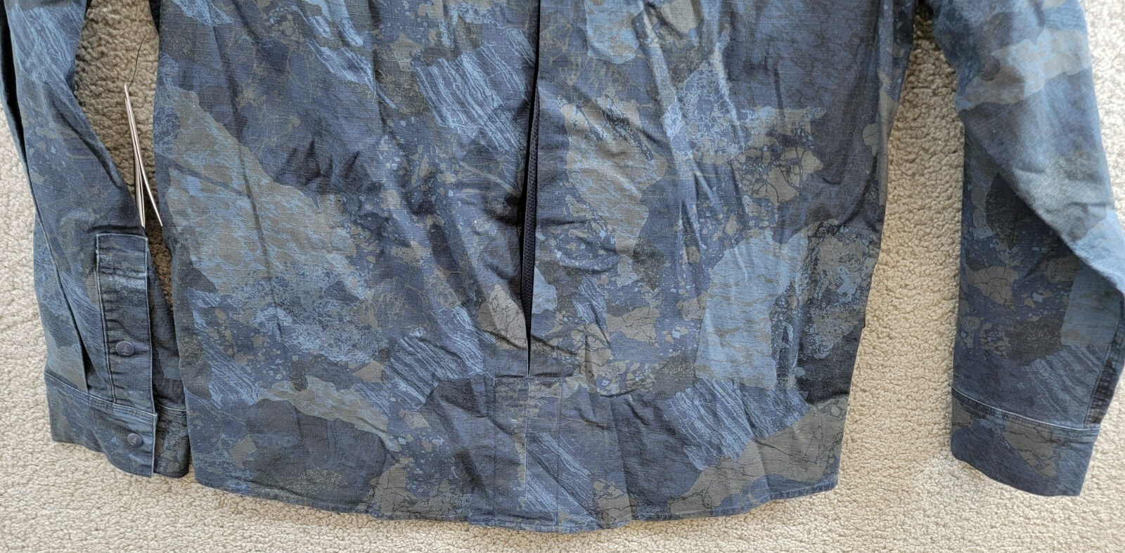 BASS OUTDOOR Ripstop Utility Shacket Men's M Rock Camo/Navy Blazer Button Snap - Picture 15 of 19