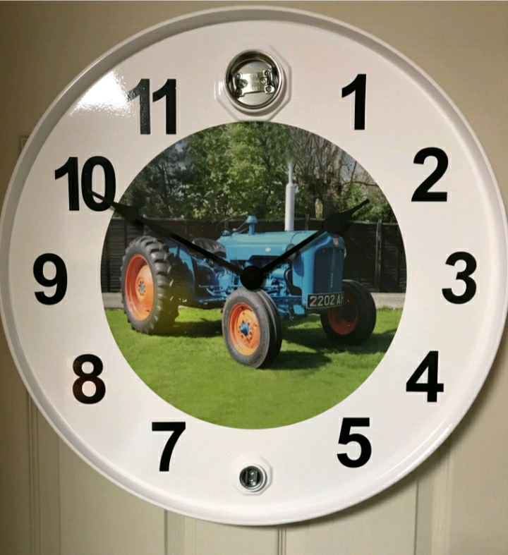 Ford massey john deere castrol cat Oil drum clock Volvo scania tractor