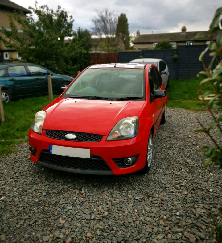 Ford fiesta mk6 1.6 zetec s 30th anniversary edition in Huntingdon