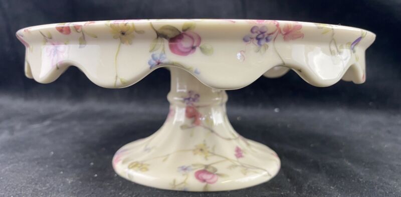 Floral Ceramic Cake Stand 8” Squat Cottage Core Delicate Flowers Milky White