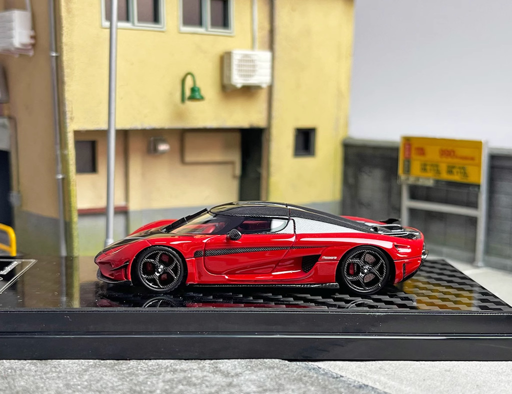 GB Frontiart 1:64 Red Regera Super Racing Sports Model
