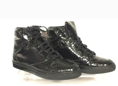 【BALENCIAGA】BLACK☆パリハイデスト ハイトップ スニーカー Balenciaga Paris High Top Sneakers With Piercings | Saks