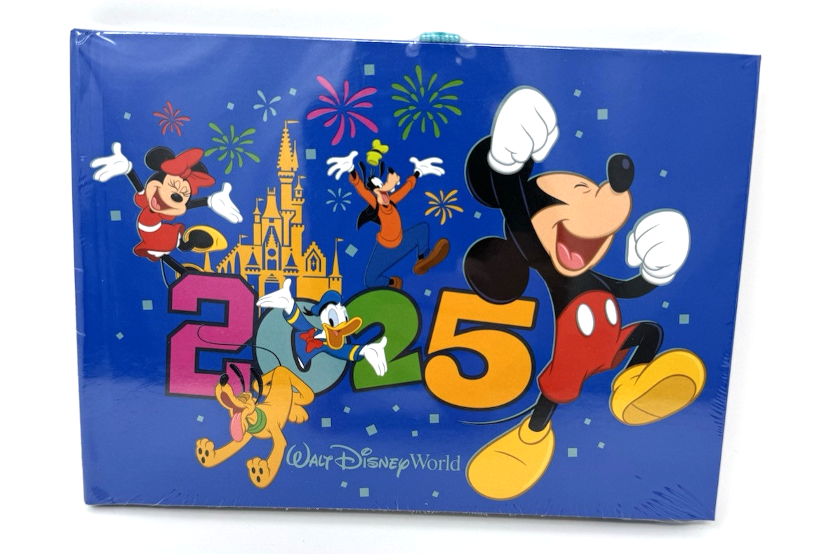 未開封‼️ディズニーワールド　2025年フォトアルバム　サイン帳 Walt Disney World 2025 Mickey Mouse Autograph Book Holds 24