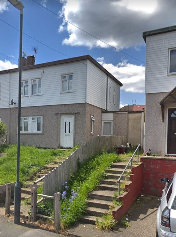 STUDIO FLAT AVAILABLE NOW IN ERITH NO FEES in Erith, London Gumtree