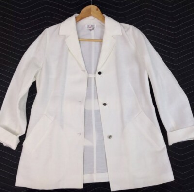 Be Art new white jacket  Excellent condition. Never worn Very light color JACKET