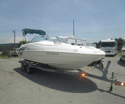 PRE-OWNED 1998 Sea Ray M-210 Sundeck- Stock# G1942A