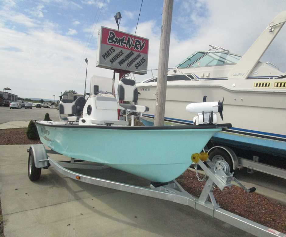 New 2018 Key Largo 161 Bay Center Console Fishing Boat - Stock # G3420