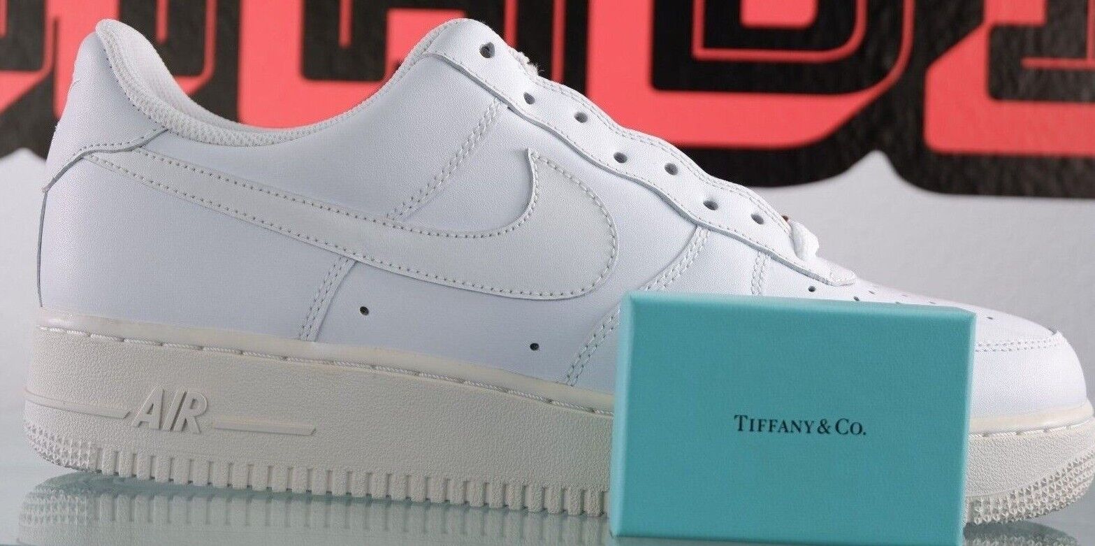 NEW Nike Air Force 1 Low Tiffany & Co. 2006 Size 10 Friends NEW Nike Air Force 1 Low Tiffany & Co. 2006 Size 10 Friends