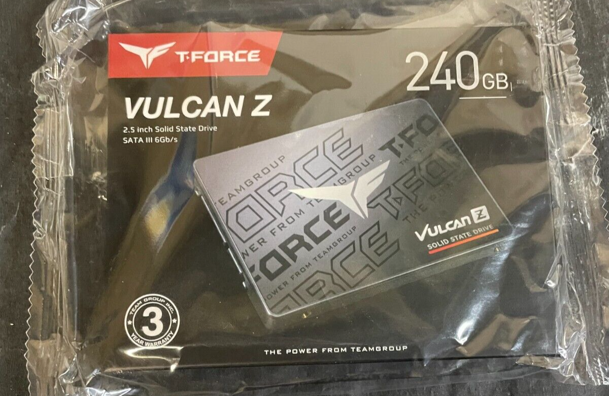 Team Group T-FORCE VULCAN Z 2.5" 240GB SATA III 3D NAND Internal Solid State